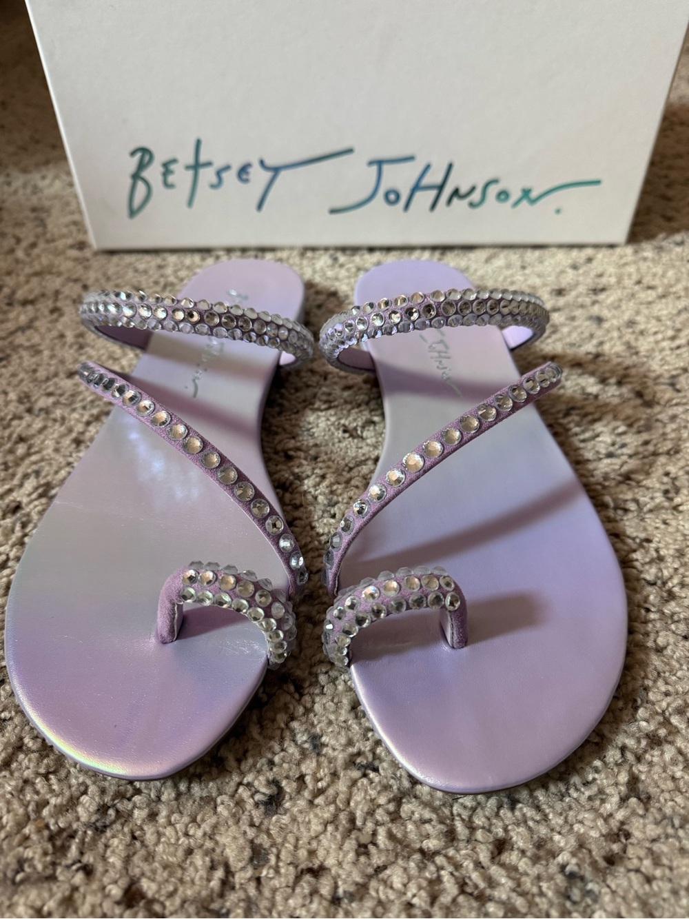 NWT Betsy Johnson Bedazzled Lavender Sandals Size 7